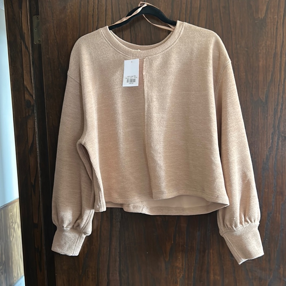 All in love top